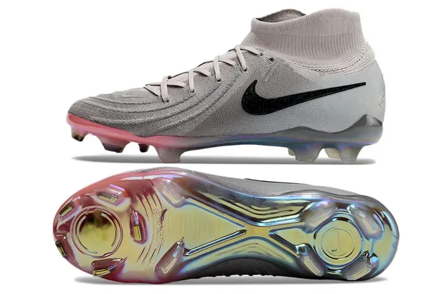 Nike Phantom GT Iridescent Gray Chaussures de football sol ferme 14