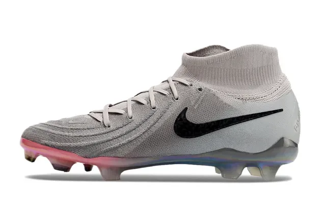 Nike Phantom GT Iridescent Gray Chaussures de football sol ferme 17