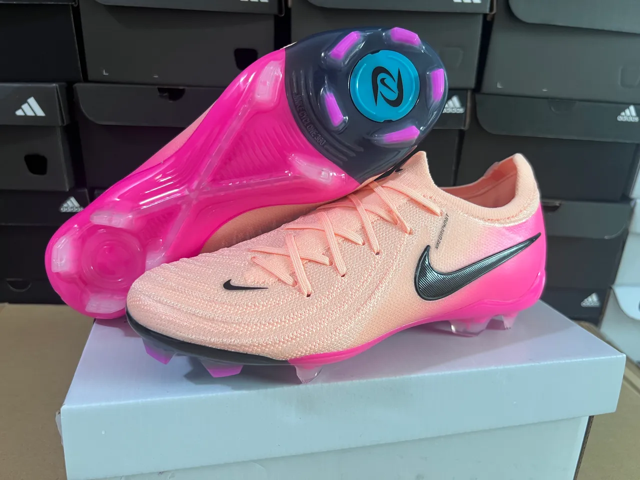 Nike Phantom GT Peach Pink Firm-Ground Soccer Shoes 4