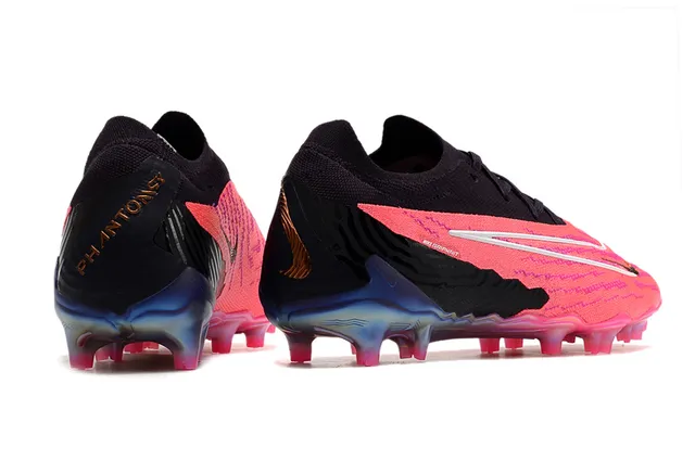 Nike Phantom GT Rose Noir Tige en tricot Lacets asymétriques Terrain ferme Chaussures de football 7