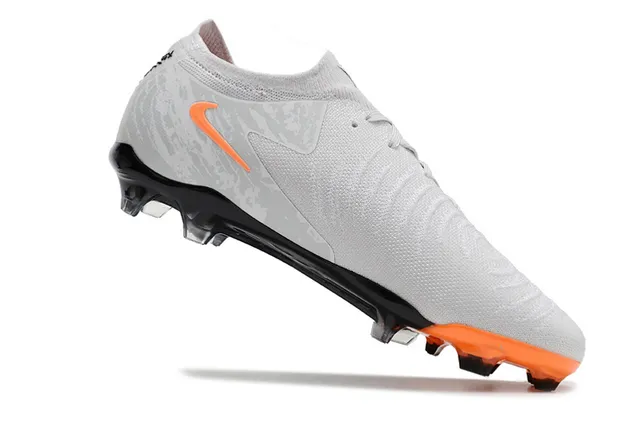 Nike Phantom GT White Orange Knit Upper Low-Cut Collar Firm-Ground Soccer Shoes 2