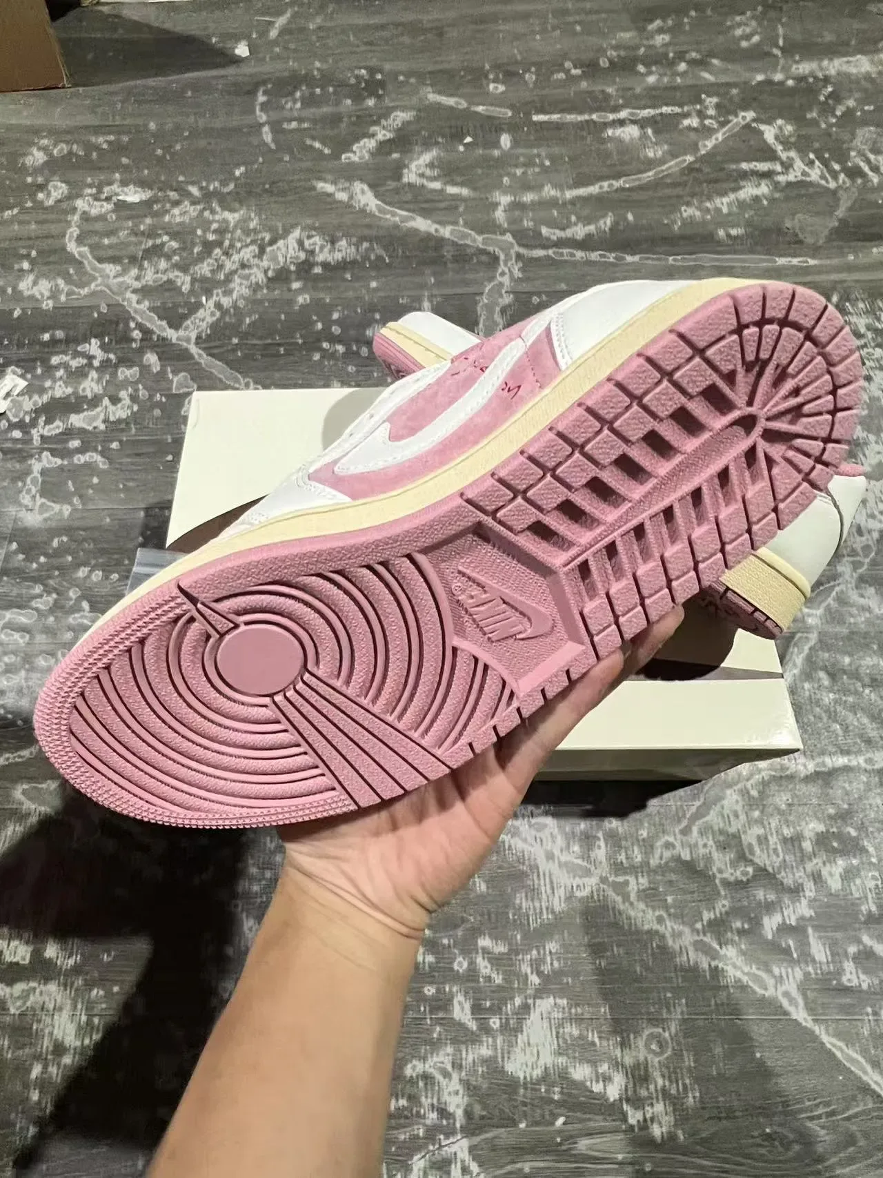 Nike Pink Beige Low-Top Mixed-Material Sneakers 6