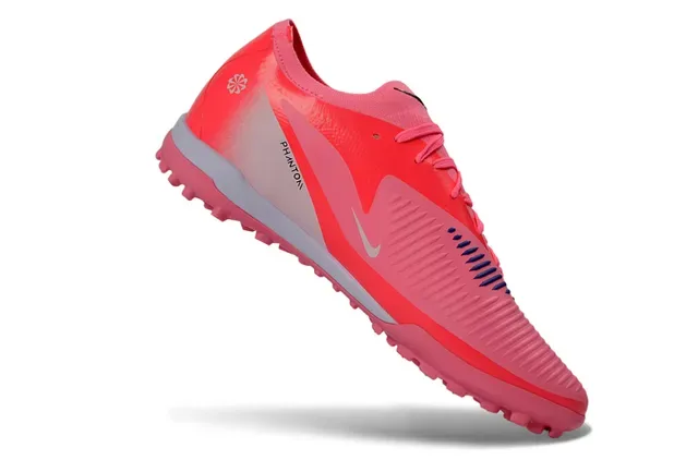 Nike Sapatos de futebol turf sintéticos texturizados de baixo corte superior em rosa e preto 2
