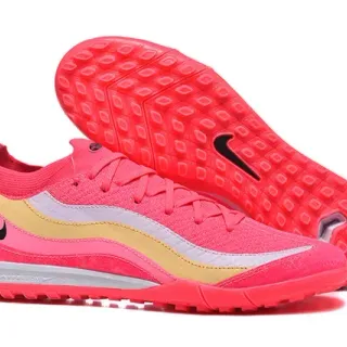 Nike Zapatillas de fútbol turf upper de knit rosa y dorado overlays con patrón ondulado