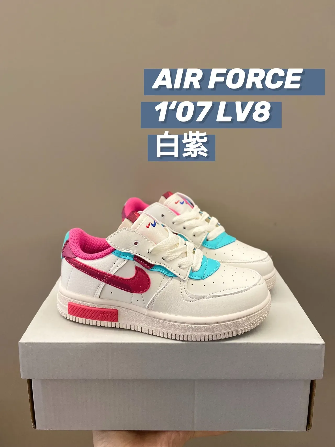 Nike Pink Red Low-Top Padded Collar Lifestyle Sneakers 12