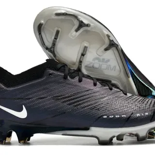 Nike Zapatos de fútbol púrpura y negro de bajo con upper de knit y cuello de ajuste sock-fit para terreno firme