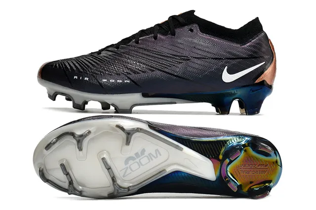Nike Zapatos de fútbol púrpura y negro de bajo con upper de knit y cuello de ajuste sock-fit para terreno firme 2