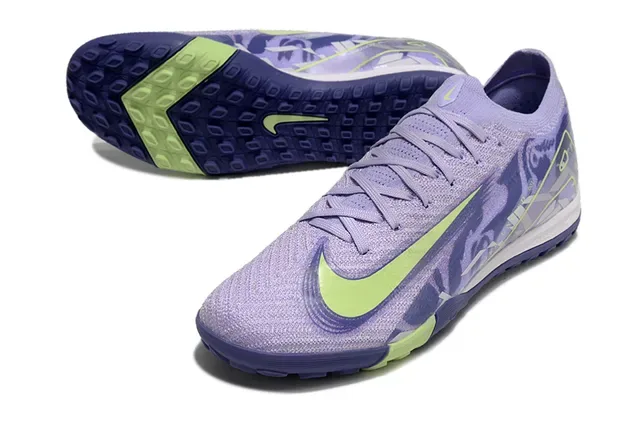 Nike Purple Green Flyknit Upper Graphic-Print Overlay Sneakers 3