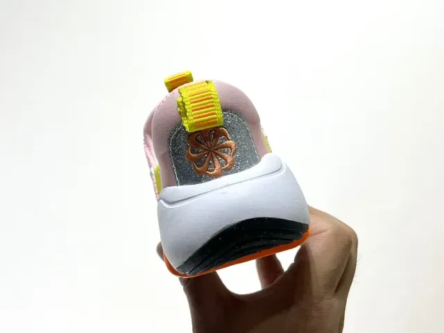 Nike React Phantom Slip-On Knit Lifestyle Sneakers 11