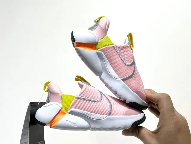 Nike React Phantom Slip-On Knit Lifestyle Sneakers 12