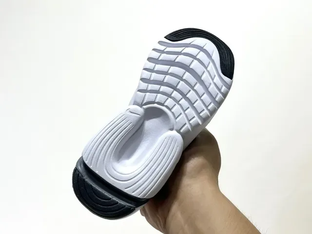 Nike React Phantom Slip-On Knit Lifestyle Sneakers 17