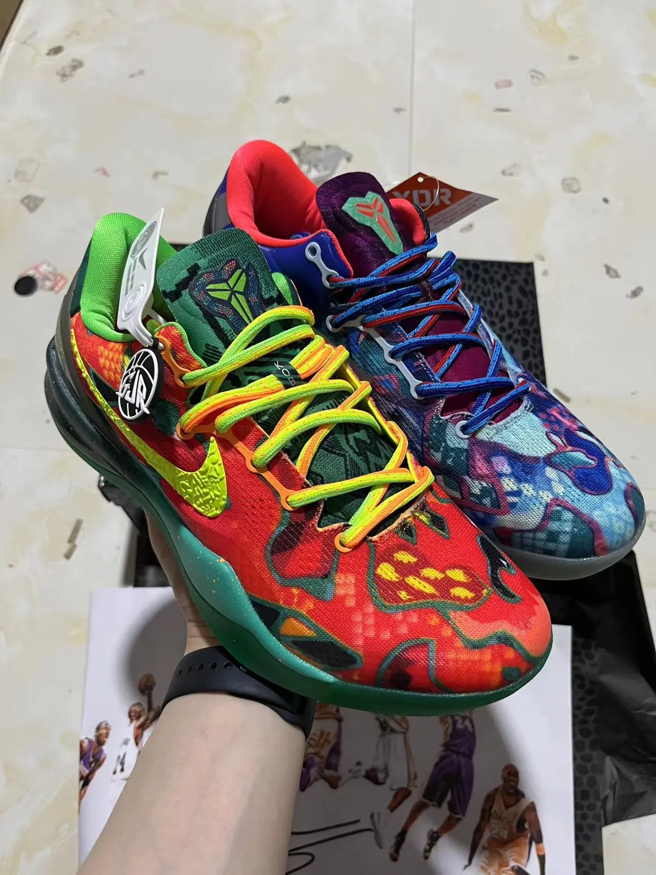 Nike Red Green Low-Top Silhouette Multicolor Graphic Textile Upper Basketball Shoes 13