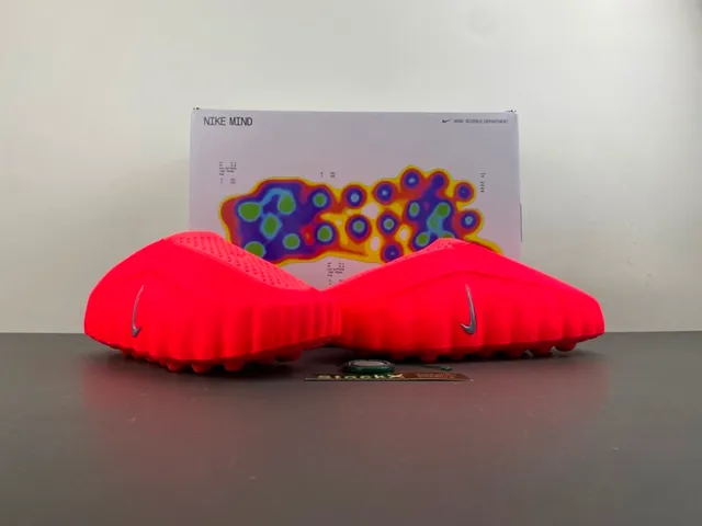 Nike Red Silver Molded Foam Perforated Upper Slippers 11