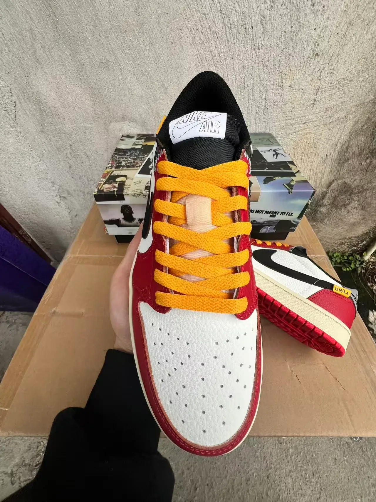 Nike Sneakers Lifestyle en Cuir à Panneaux Rouge et Blanc Low-Top 3