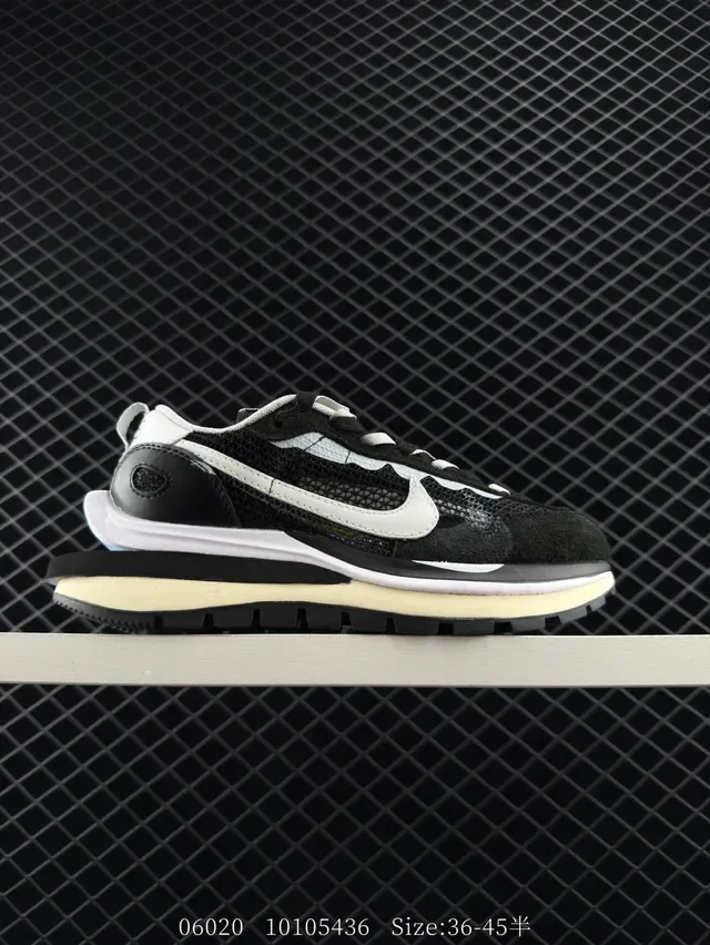 Nike sacai LDV Waffle Beige Red Double-Layered Mesh/suede Upper Lifestyle Sneakers 4