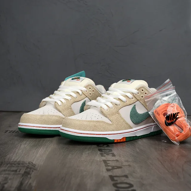 Nike SB Dunk Low Beige Green Canvas e couro superior texturizado Swoosh Tênis para skate 3