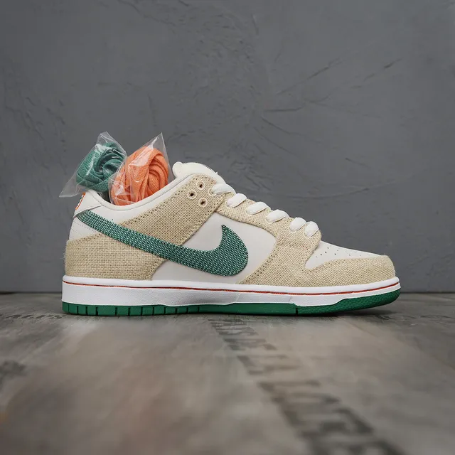 Nike SB Dunk Low Beige Green Canvas e couro superior texturizado Swoosh Tênis para skate 6