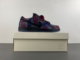Nike SB Dunk Low Tartan Plaid Skateboard Shoes 15