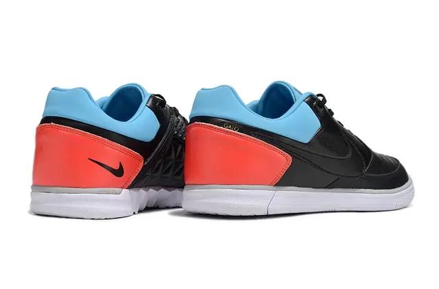 Nike Tiempo Black Red Low-Top Leather Upper Color-Blocked Heel And Collar Indoor Soccer Shoes 3