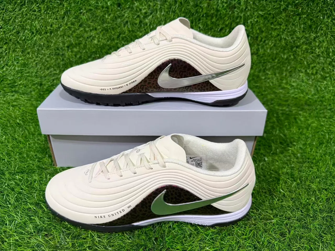 Nike United 003 Estampado de leopardo Césped artificial Zapatos de fútbol 8
