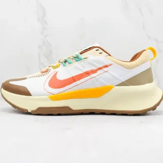Nike White Beige Chunky Midsole Mesh And Synthetic Overlay Upper Lifestyle Sneakers