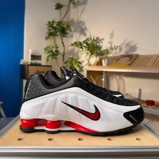 Nike White Black Low-Top Perforated Upper Lifestyle Sneakers