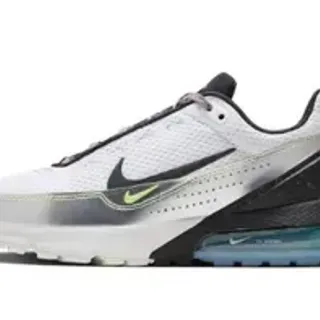 Nike White Black Mesh And Synthetic Overlay Upper Exposed Visible Air Cushioning Unit Lifestyle Sneakers