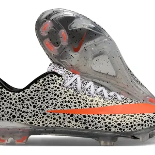 Nike White Black Speckled Upper Low-Cut Lace-Up Silhouette Firm-Ground Soccer Shoes