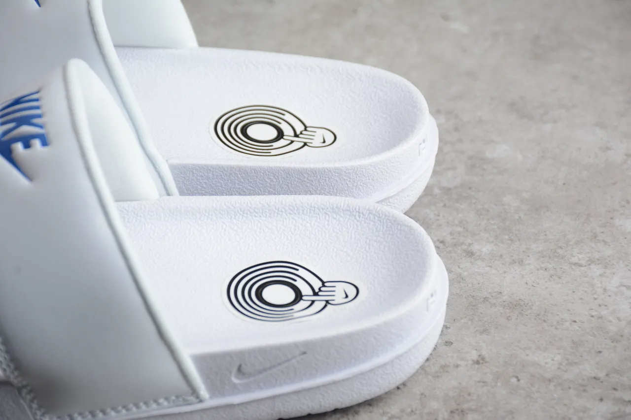 Nike White Blue Dual-Strap Molded EVA Footbed Slippers 5