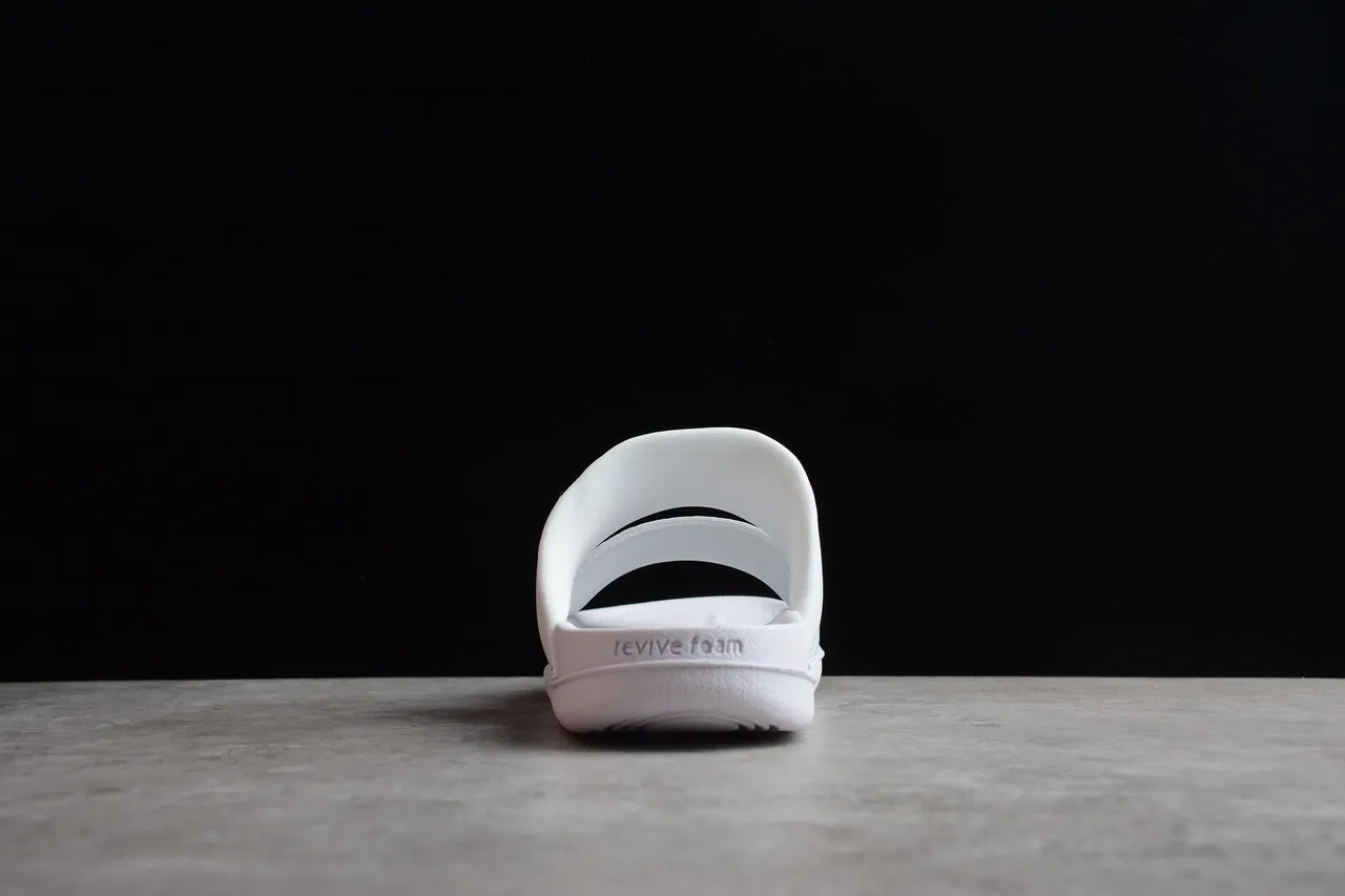 Nike White Blue Dual-Strap Molded EVA Footbed Slippers 8