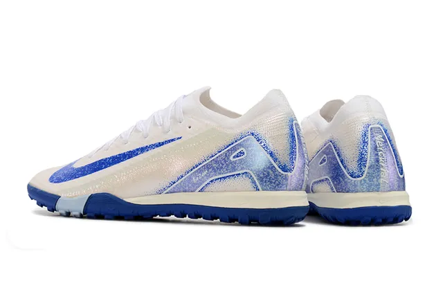 Nike White Blue Knit Upper Iridescent Heel Panel Turf Soccer Shoes 4
