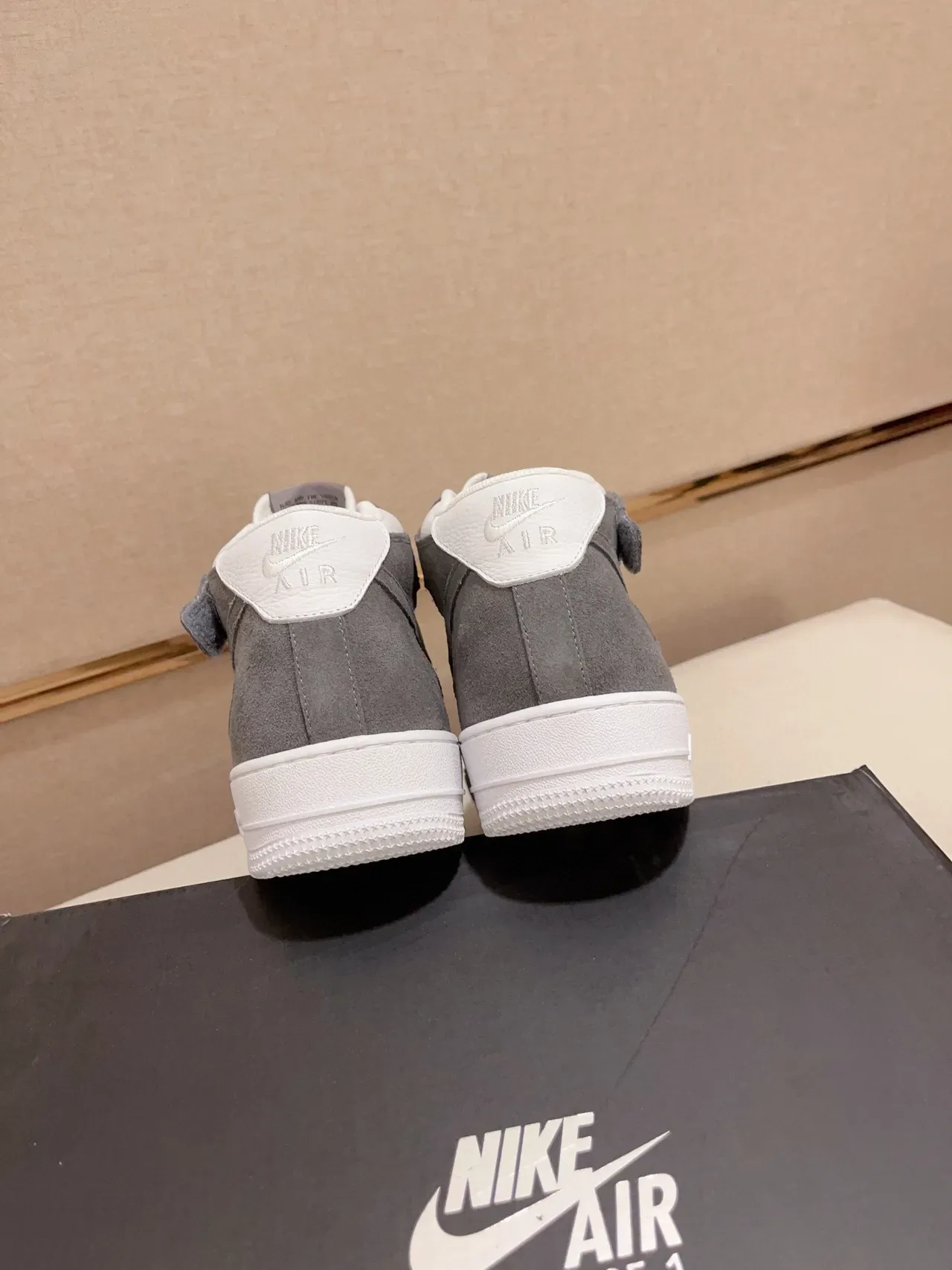 Nike White Gray High-Top Suede-and-Leather Upper Lifestyle Sneakers 3