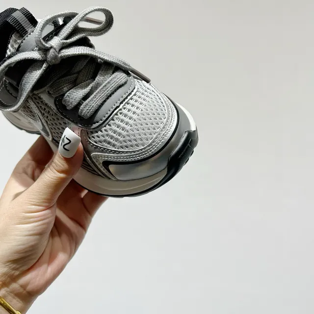 Nike White Gray Layered Sole Mesh And Synthetic Overlay Construction Chunky Sneakers 14