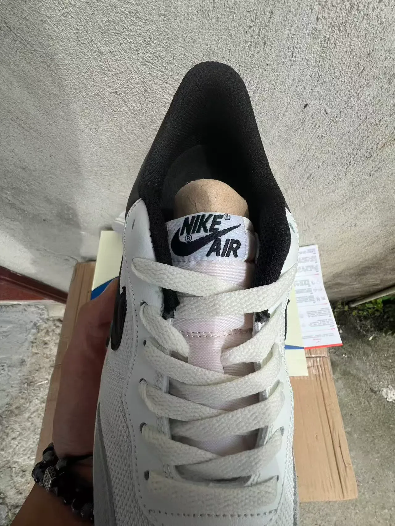 Nike Tênis Lifestyle Branco Cinza Low-Top Malha e Suede 4