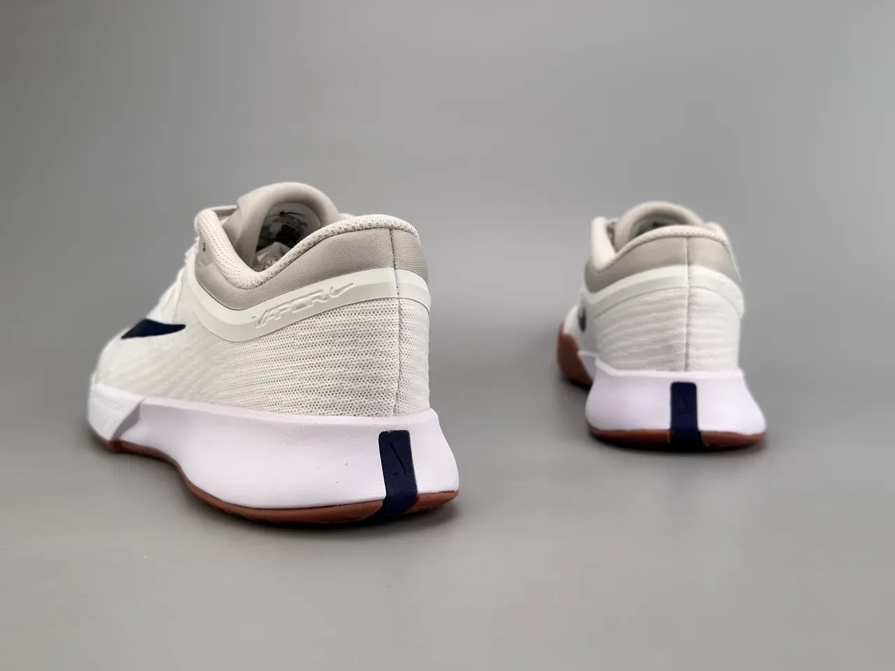 Nike White Navy Mesh Upper Synthetic Overlays Lifestyle Sneakers 4