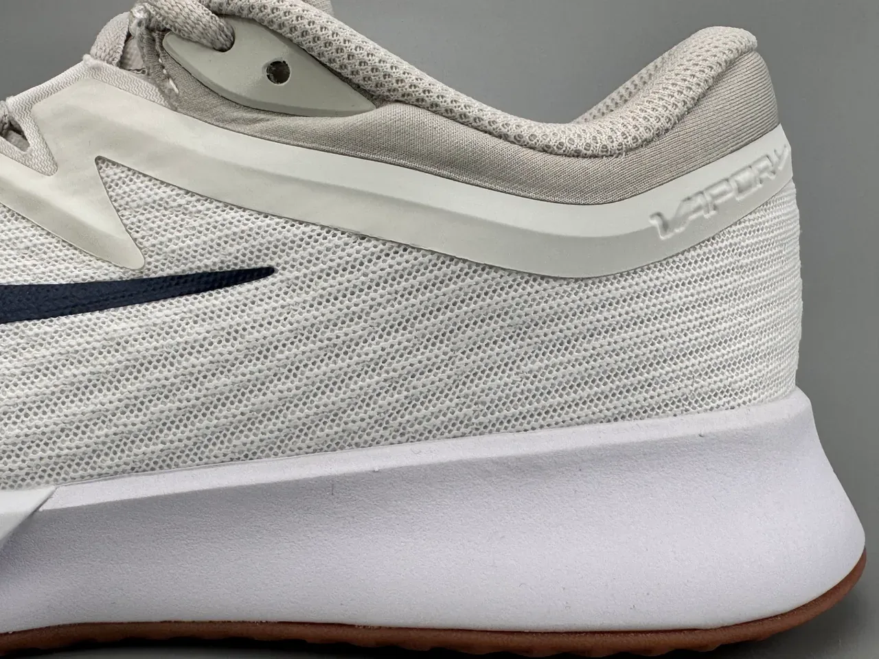 Nike White Navy Mesh Upper Synthetic Overlays Lifestyle Sneakers 5