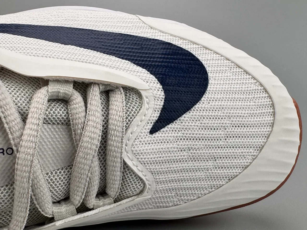 Nike White Navy Mesh Upper Synthetic Overlays Lifestyle Sneakers 6