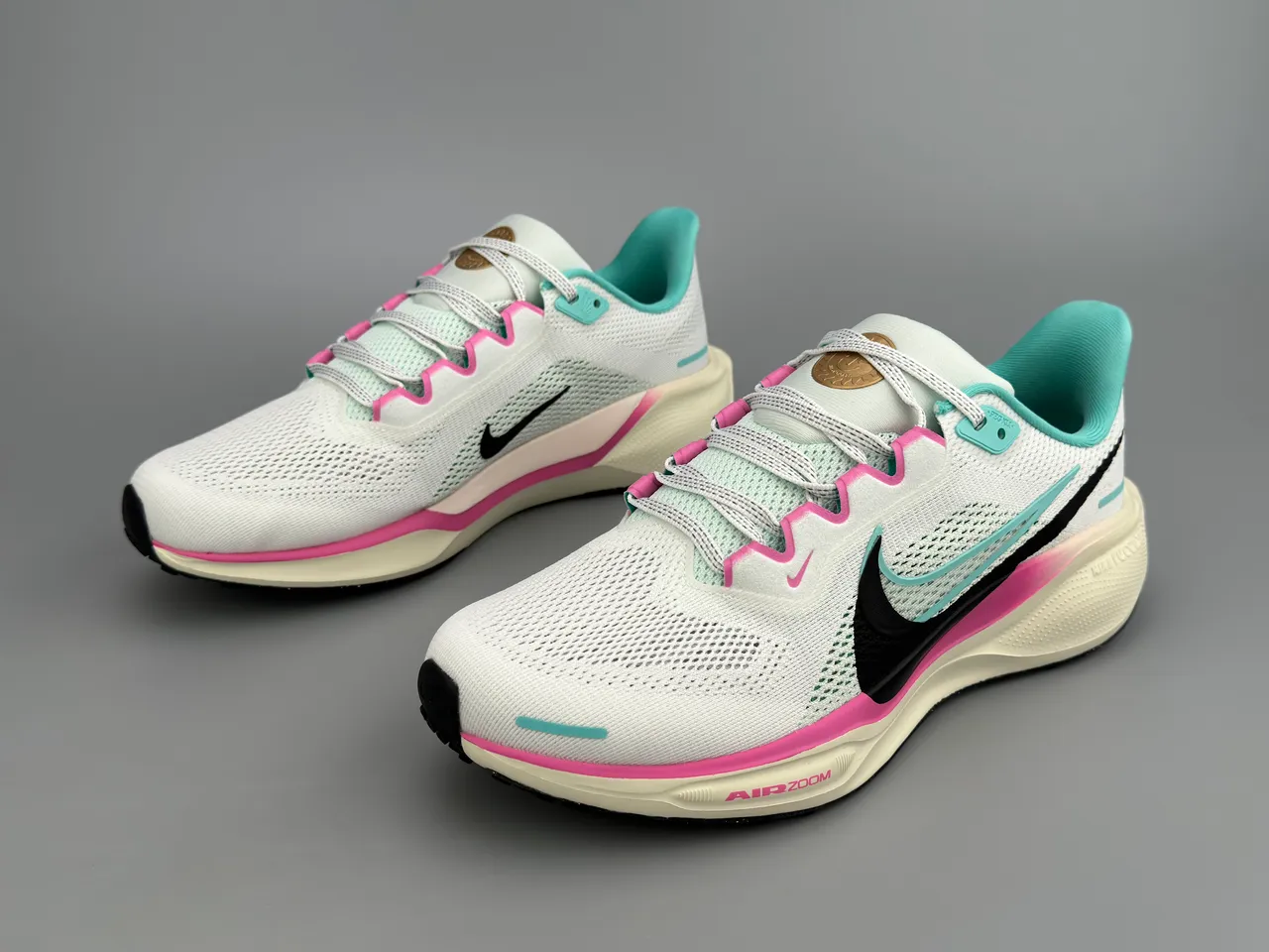 Nike White Pink Engineered Mesh Upper Visible Air Zoom Unit Running Shoes 9