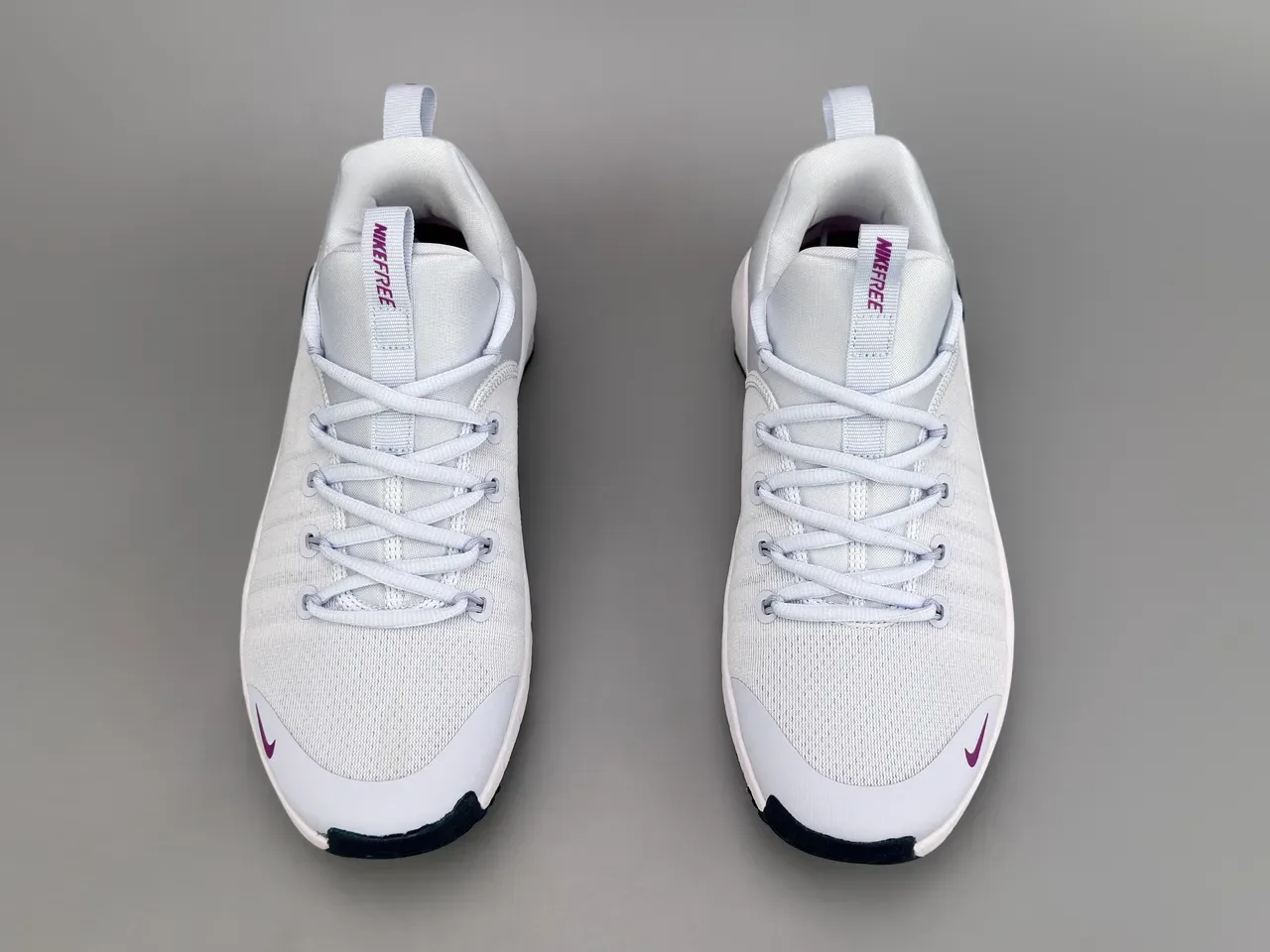 Nike White Pink Knit Upper Segmented Flex Groove Midsole Lifestyle Sneakers 9
