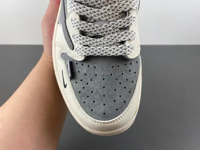 Nike x Stussy Dunk Low Off-White Gray Red Lifestyle Sneakers 5
