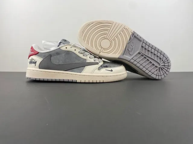 Nike x Stussy Dunk Low Off-White Gray Red Lifestyle Sneakers 12