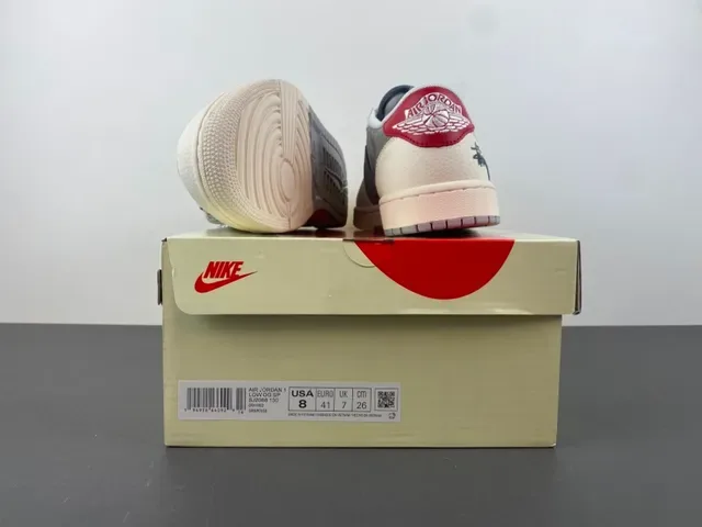 Nike x Stussy Dunk Low Off-White Gray Red Lifestyle Sneakers 16