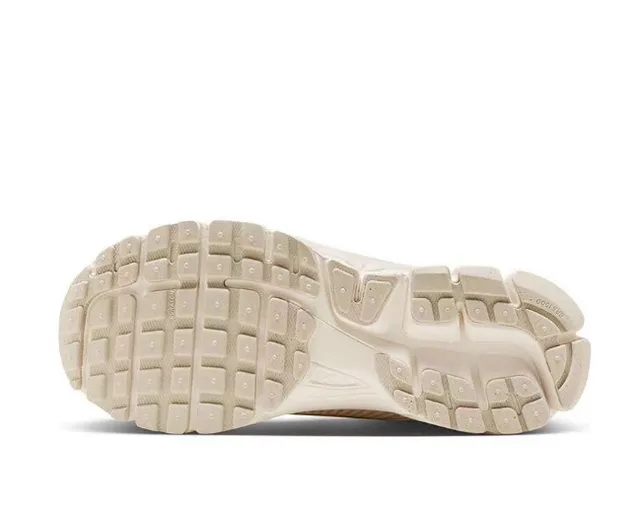 Nike Zoom 2K Off-White Lifestyle Sneakers 3
