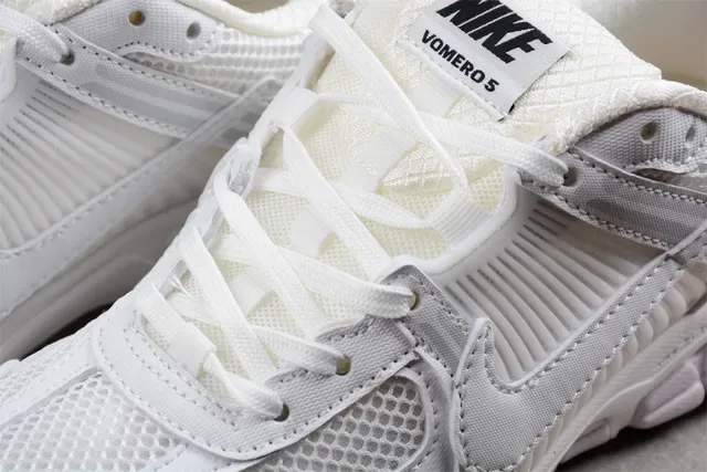 Nike Zoom 2K White Mesh and Synthetic Lifestyle Sneakers 7