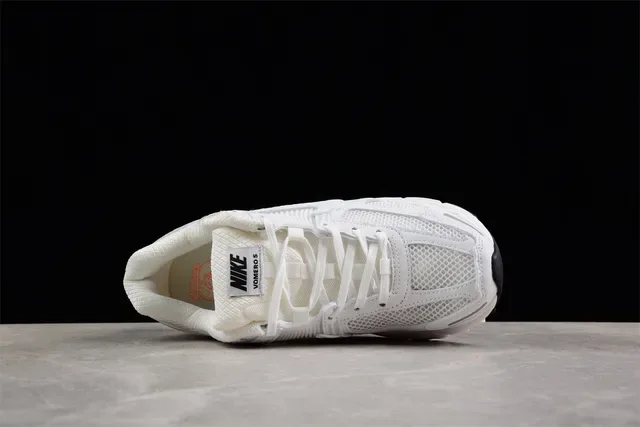 Nike Zoom 2K White Mesh and Synthetic Lifestyle Sneakers 12