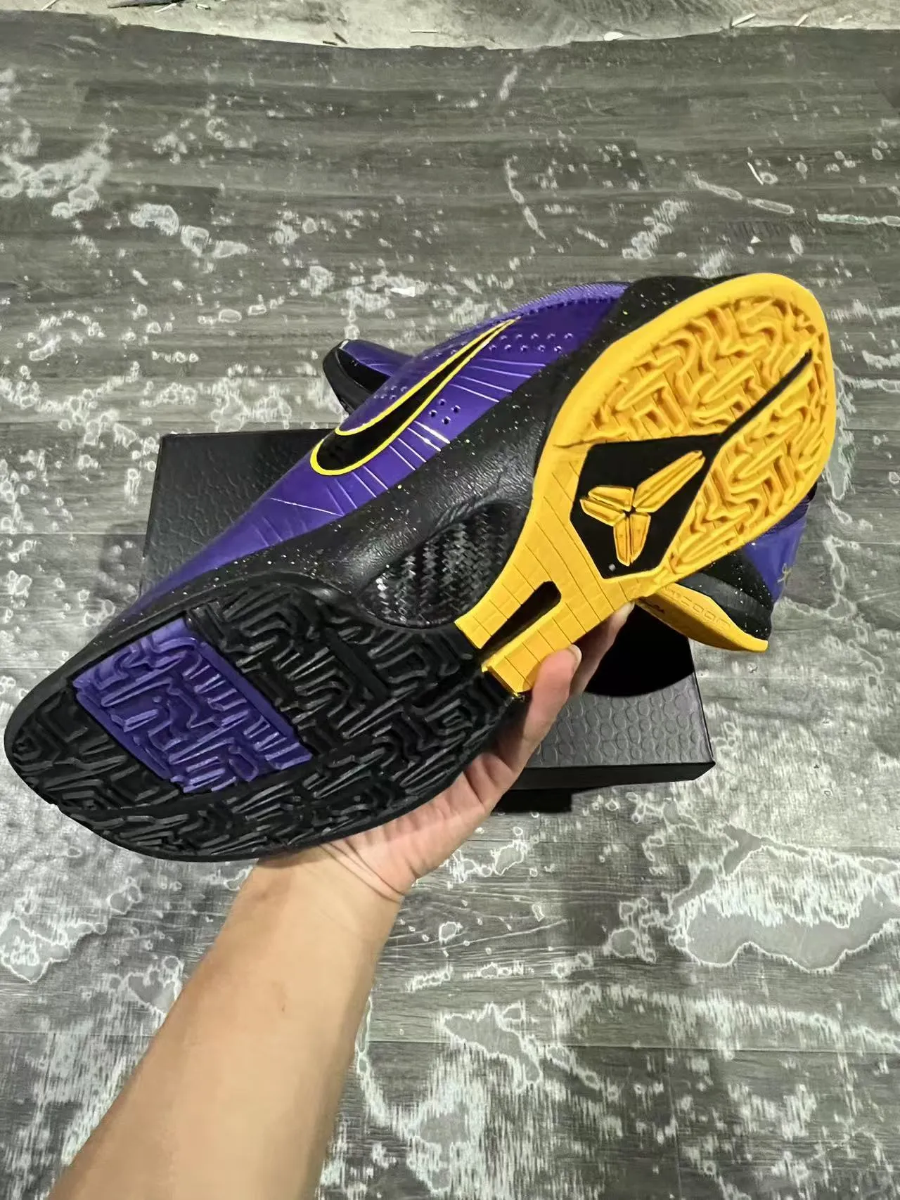 Nike Zoom Kobe IV Purple Black Yellow Basketball Shoes 6
