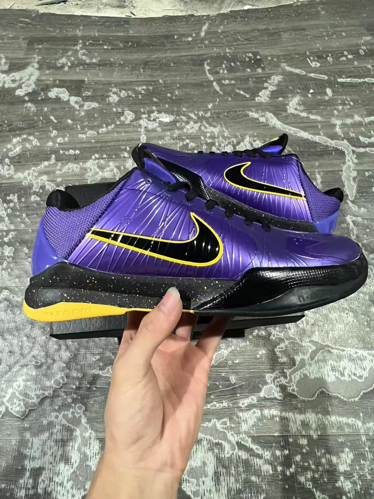 Nike Zoom Kobe IV Purple Black Yellow Basketball Shoes 7