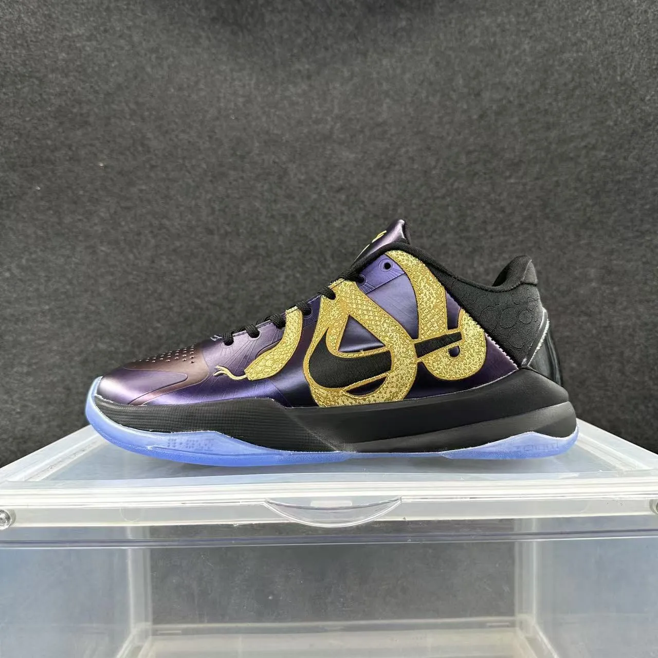 Nike Zoom Kobe IV Ano da Cobra Tênis de Basquete 2