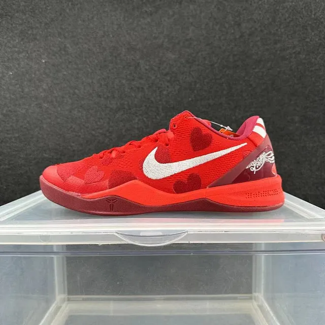 Nike Zoom Kobe VIII Dia de São Valentim Vermelho Tênis de Basquete 2