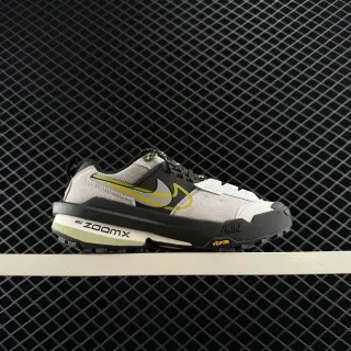 Nike ZoomX ग्रे येलो चंकी प्लेटफॉर्म सोल मिक्स्ड-मटेरियल अपर लाइफस्टाइल स्नीकर